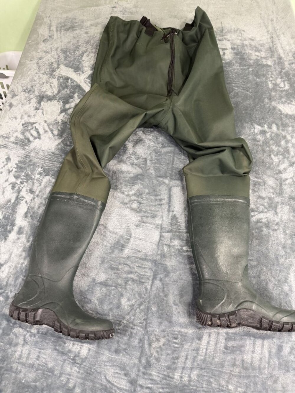 Frogg Toggs Mens Green Chest Waders Rubber Boots Size 9